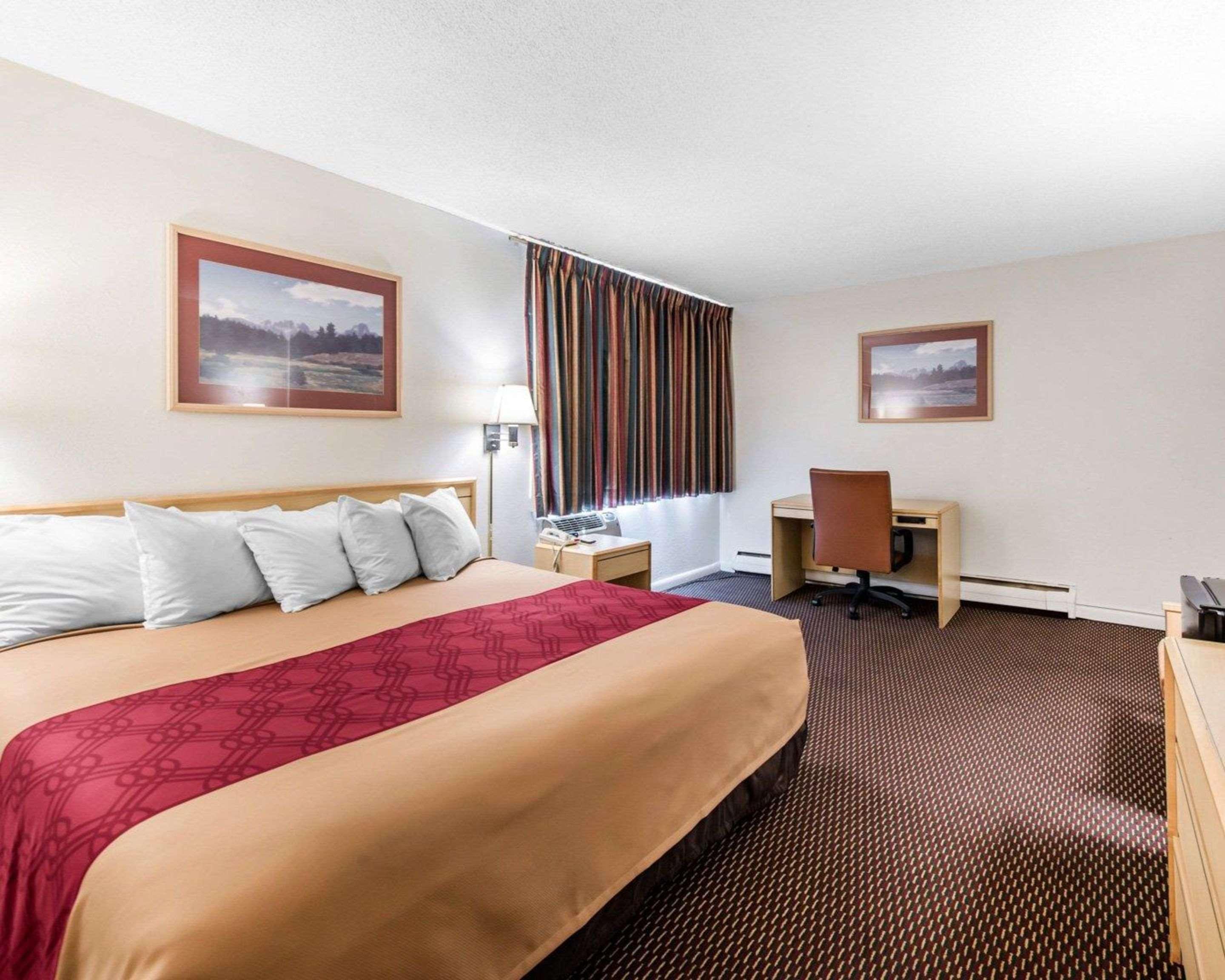 Lodge Econo Downtown