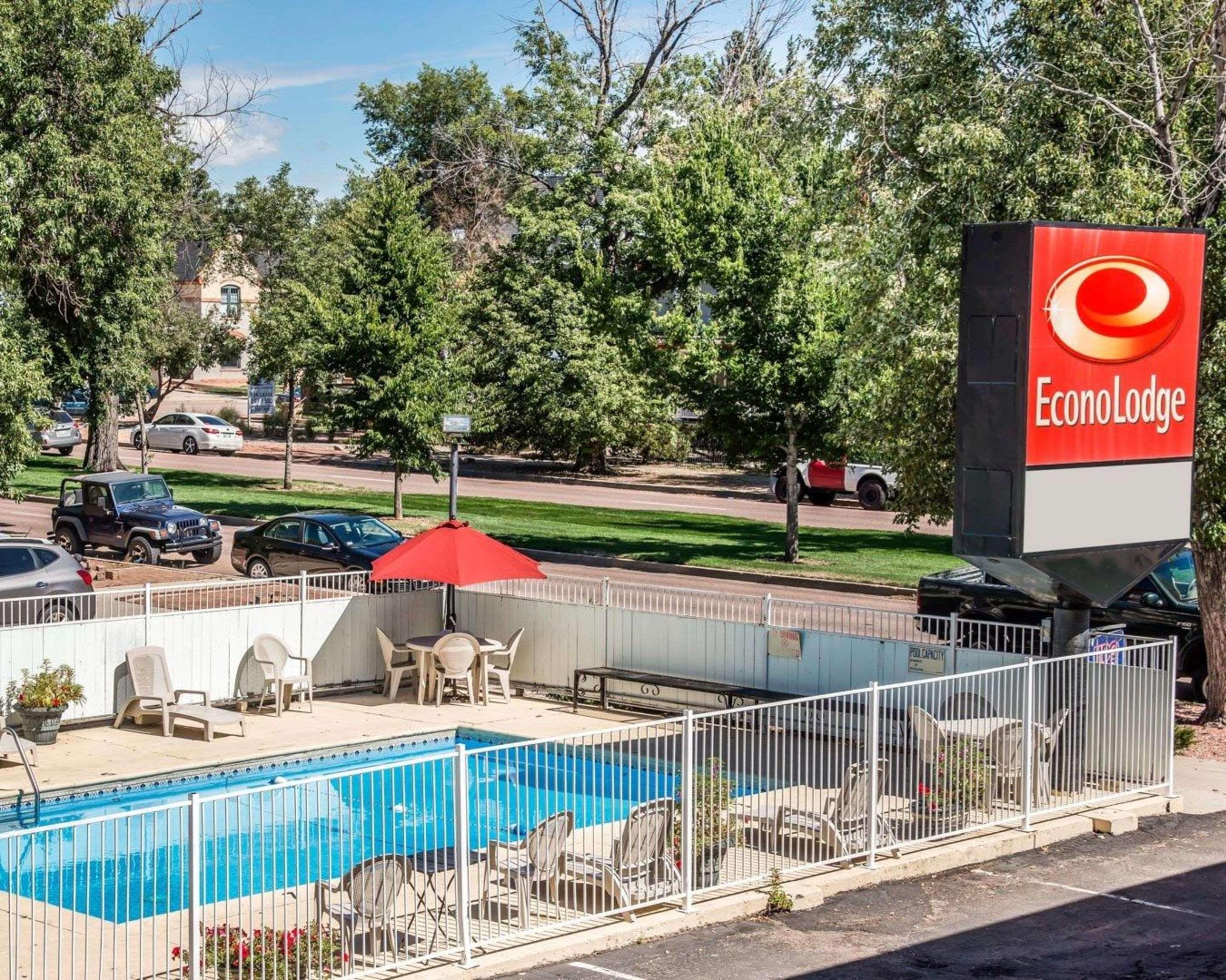 Lodge Econo Downtown Colorado Springs